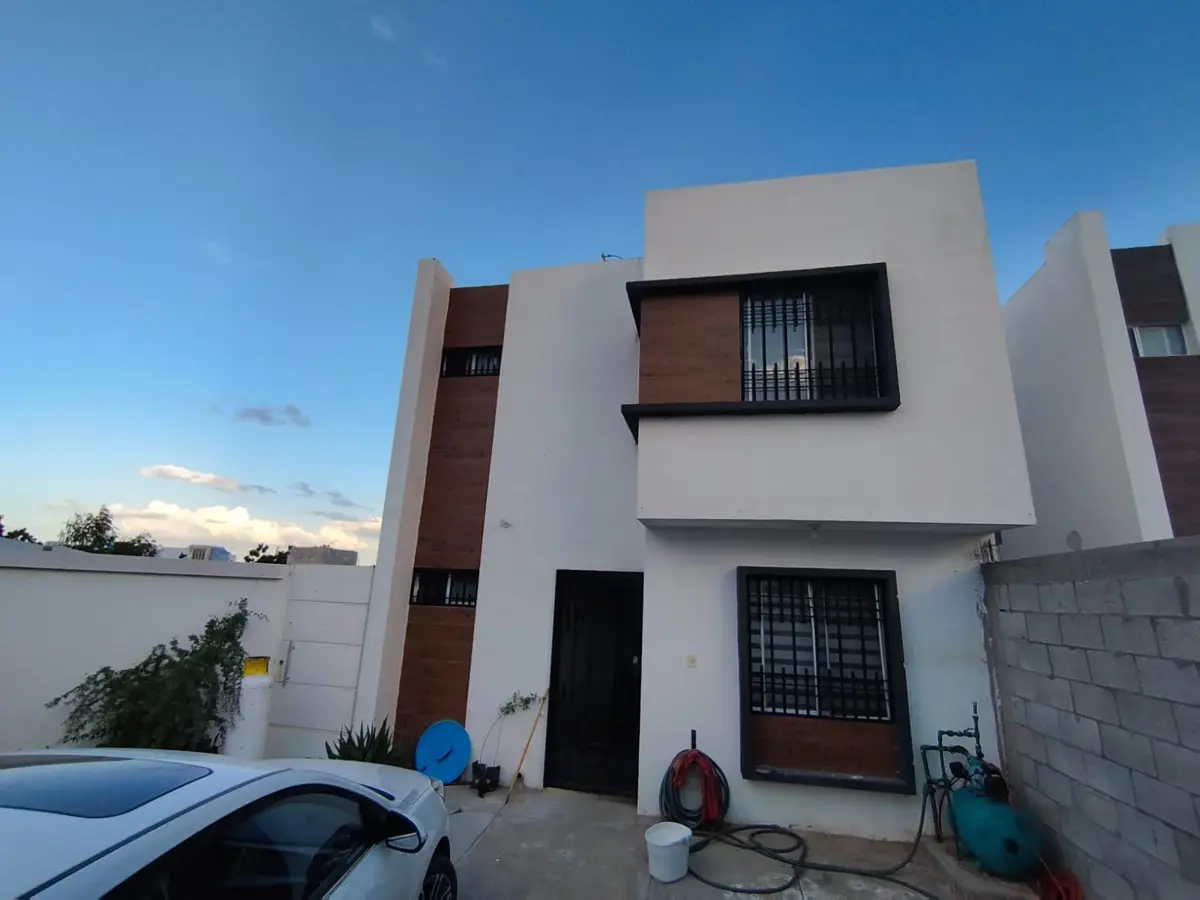 Casa en venta en Parajes del Bosque, Torreón — foto 1 de 18