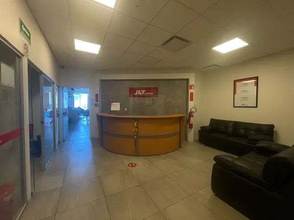 Oficina en renta en San Isidro Miranda, El Marqués — foto 2 de 10