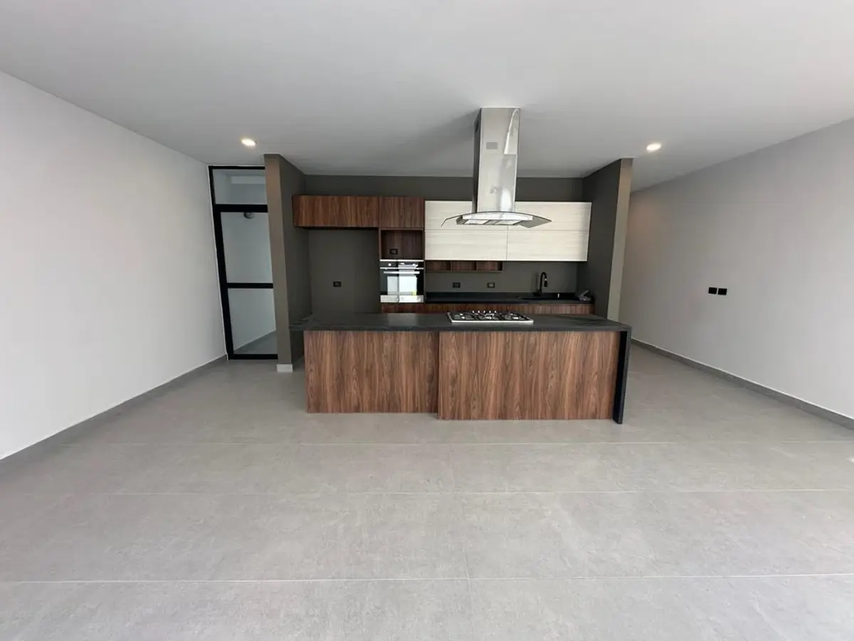 Casa en venta en Valle Imperial, Zapopan — foto 1 de 20