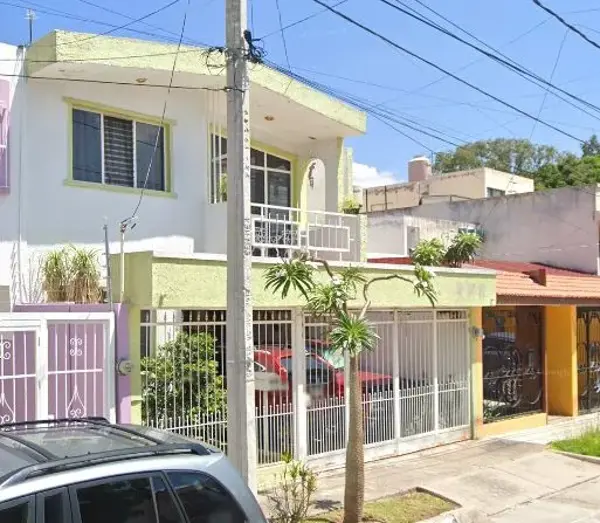 Casa en venta en Jardines del Country, Guadalajara — foto 2 de 8