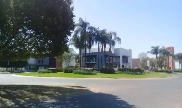 Casa en venta en Campo Real, Zapopan — foto 2 de 10