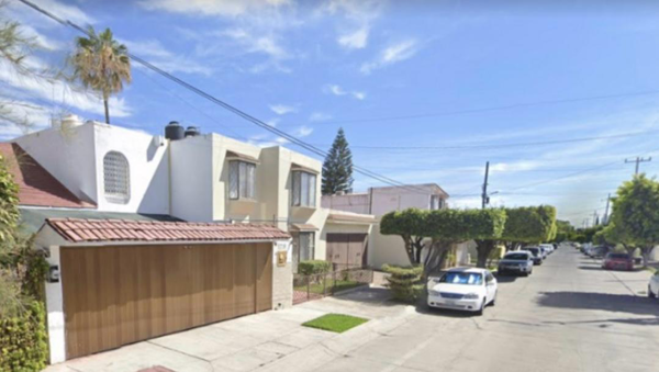 Casa en venta en La Estancia, Zapopan — foto 3 de 5