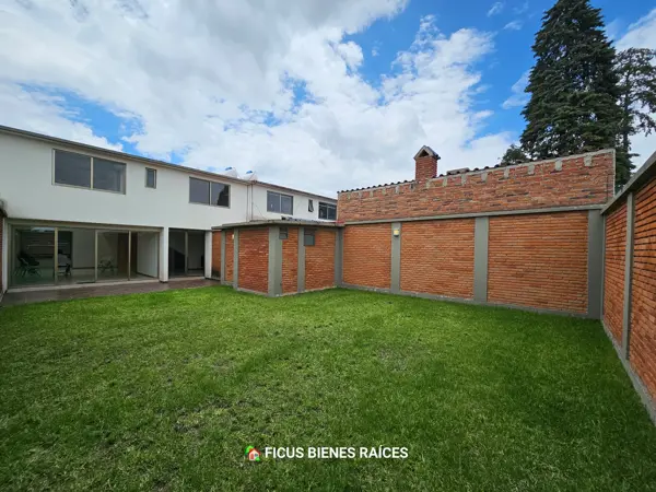 Casa en venta en Bosque de las Fuentes Residencial, Calimaya — foto 2 de 55