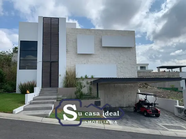 Casa en Lomas de Cocoyoc, Atlatlahucan, Morelos
