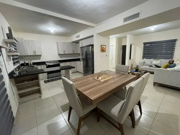Casa en renta en Villas del Renacimiento, Torreón — foto 3 de 8