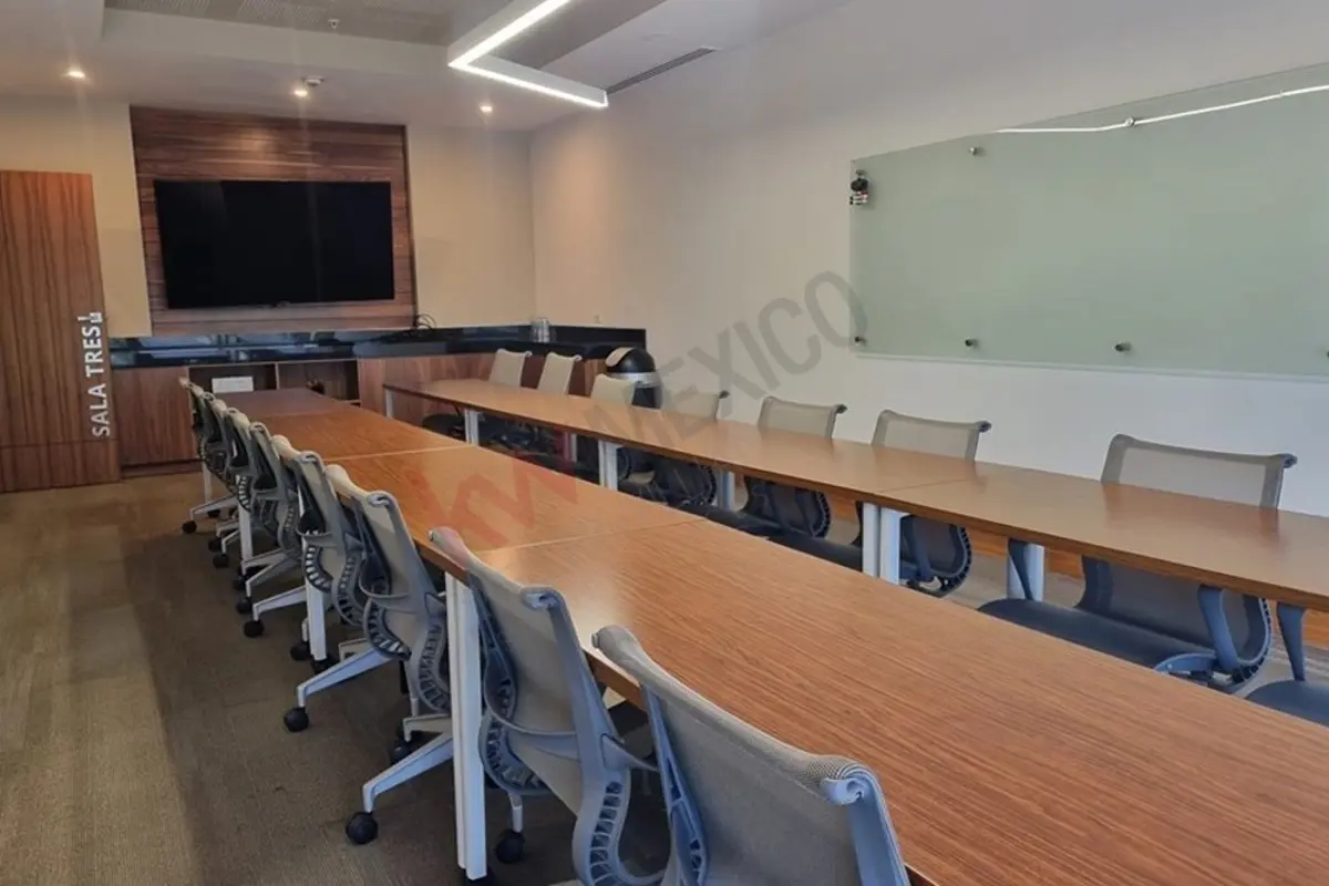 Oficina en renta en Residencial los Parques, Saltillo — foto 1 de 22
