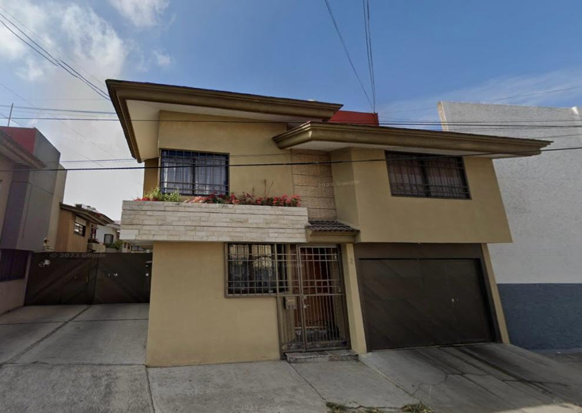 Casa en venta en Zaragoza, Zaragoza — foto 1 de 4