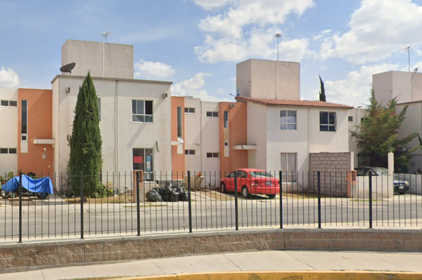Casa en venta en Paseos de la Plata, Pachuca de Soto — foto 2 de 10