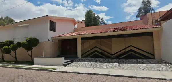 Casa en venta en Residencial el Campanario, San Pedro Cholula, Puebla