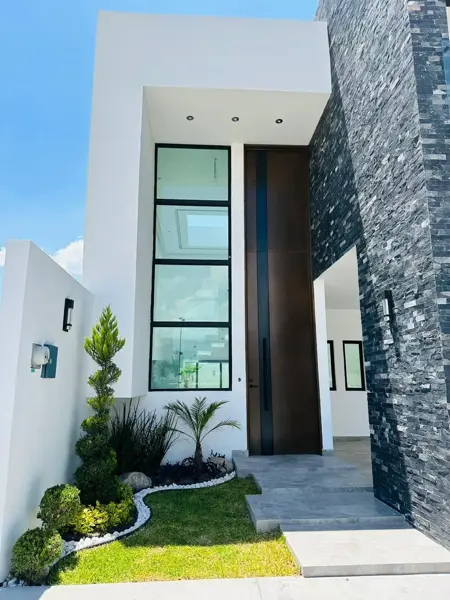 Casa en venta en Villa Fontana, Saltillo — foto 2 de 20