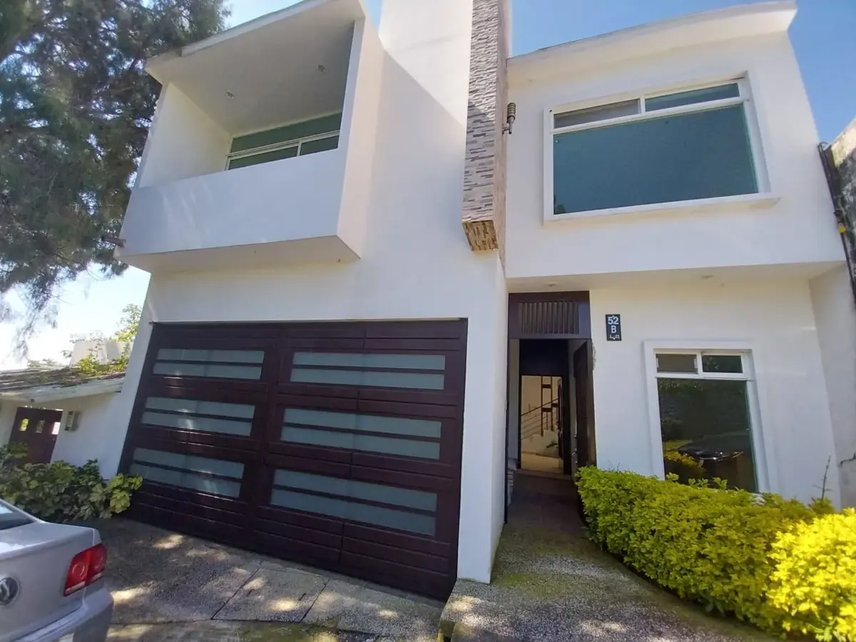 Casa en venta en Lomas de Tzompantle, Cuernavaca — foto 1 de 27
