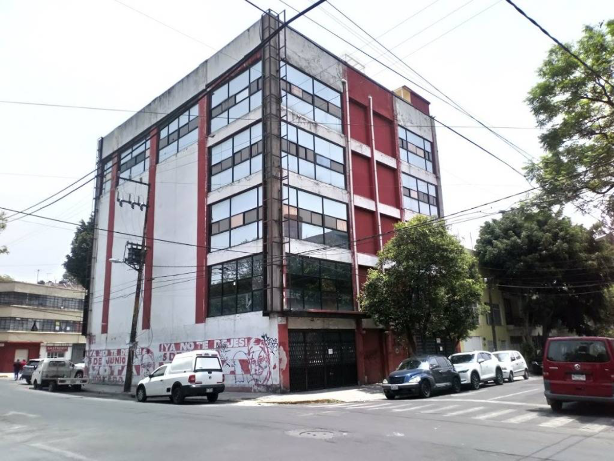 Edificio en venta en Aguilera, Azcapotzalco — foto 1 de 15