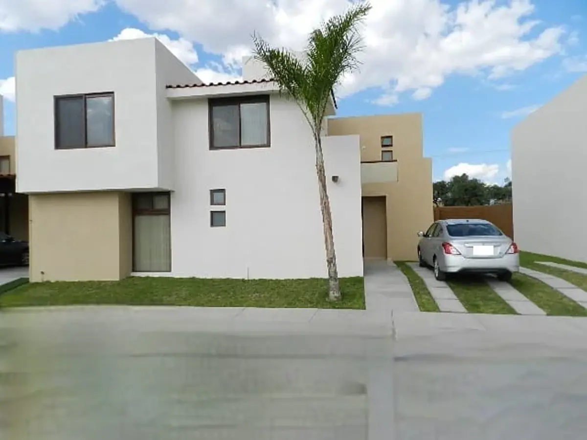 Casa en venta en Puerta Real, Corregidora — foto 1 de 24