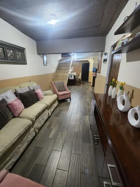 Casa en venta en Colinas del Sur, Saltillo — foto 3 de 23