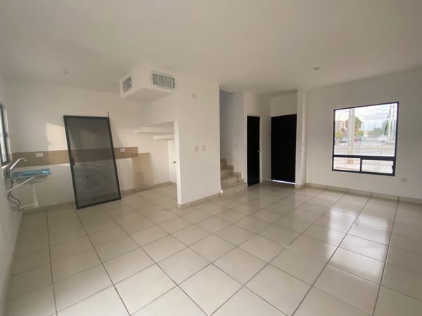Casa en venta en Jardines del Sol, Torreón — foto 3 de 18