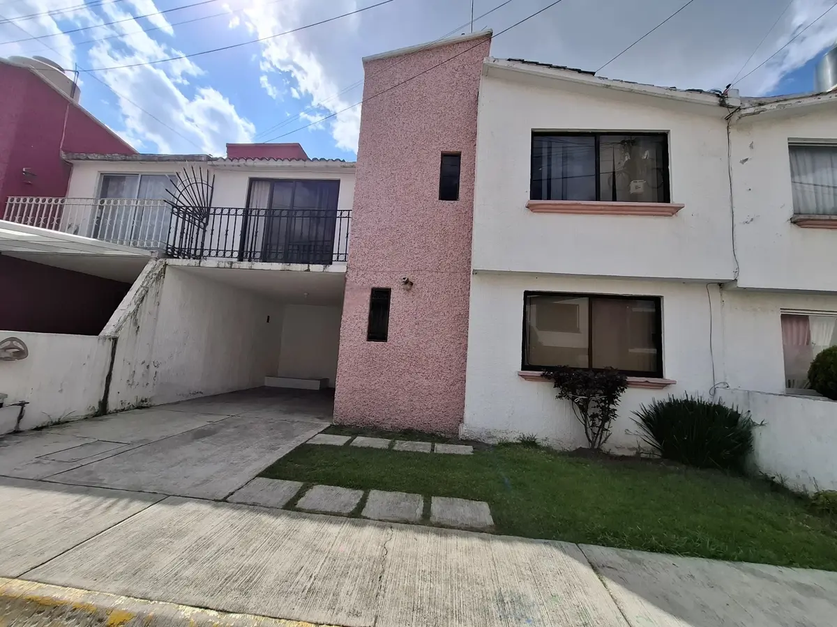 Casa en renta en Azteca, Toluca — foto 1 de 18