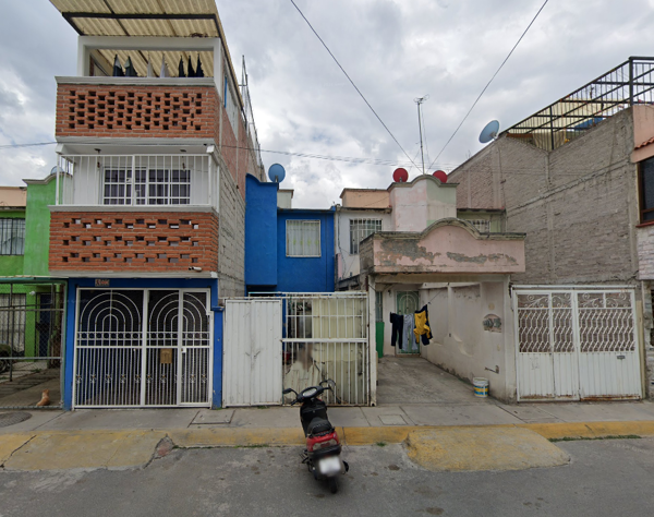 Casa en Real de Costitlán I, Chicoloapan, México