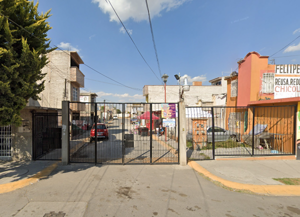 Casa en Real de Costitlán I, Chicoloapan, México