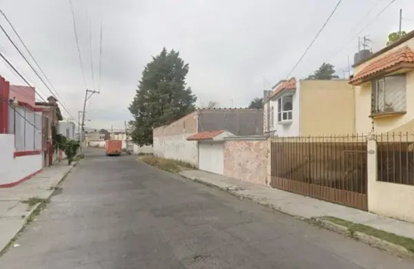 Casa en venta en Zaragoza, Zaragoza — foto 2 de 4