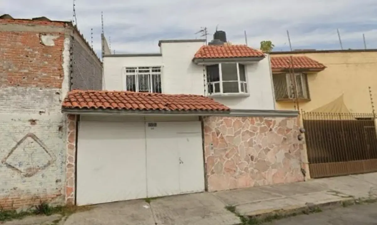 Casa en venta en Zaragoza, Zaragoza — foto 1 de 4