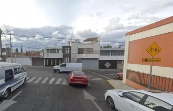 Casa en venta en Zaragoza, Zaragoza — foto 3 de 4
