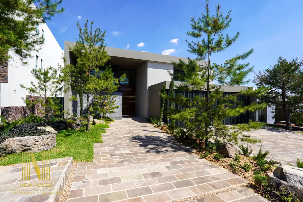 Casa en venta en Country Club Gran Jardín, León — foto 1 de 36