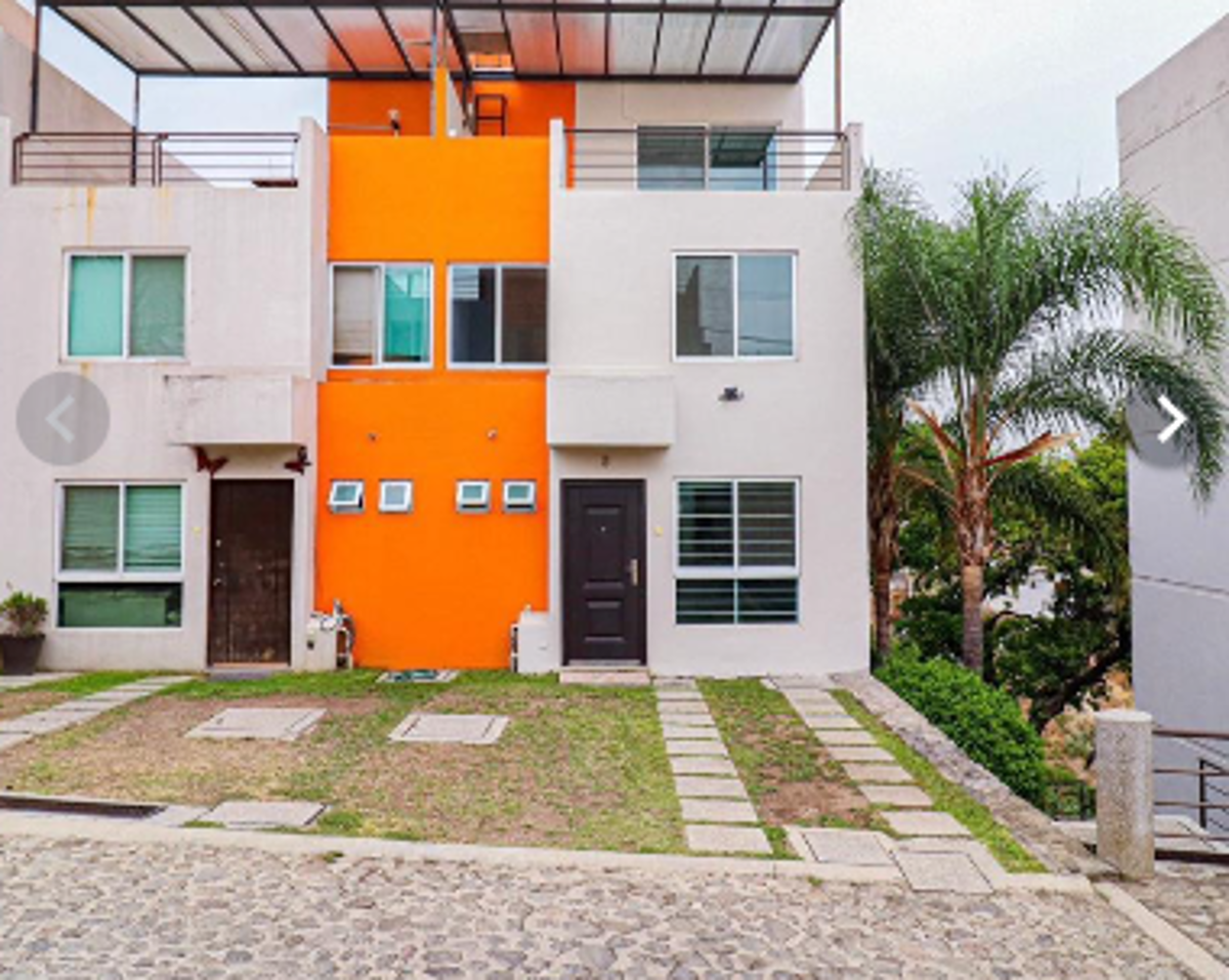 Casa en venta en Lomas de Tzompantle, Cuernavaca — foto 1 de 31