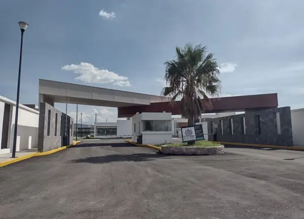 Terreno en venta en Mediterráneo III, Corregidora — foto 2 de 4