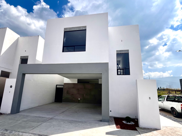 Casa en venta en Real del Sol, Saltillo — foto 2 de 17
