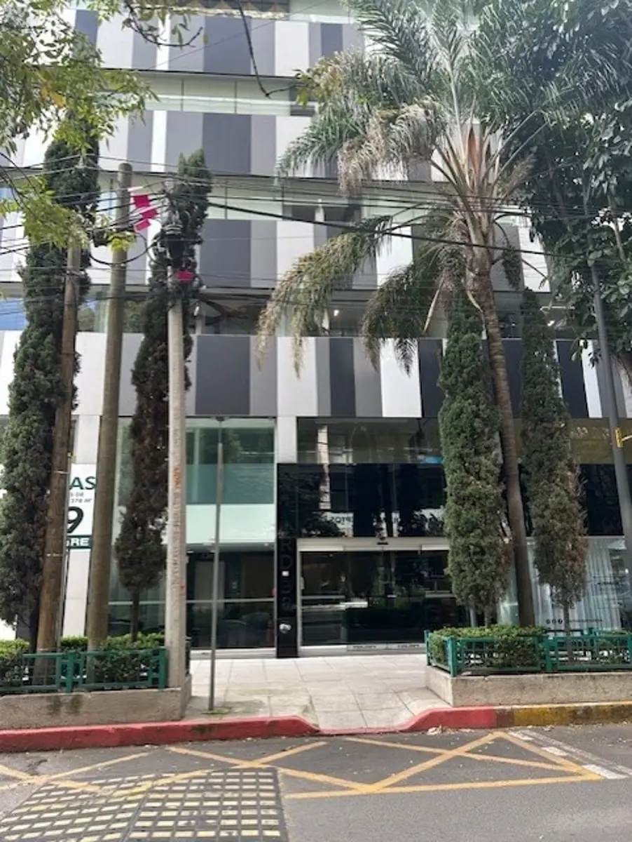 Oficina en renta en Bosque de Chapultepec I Sección, Miguel Hidalgo — foto 1 de 27