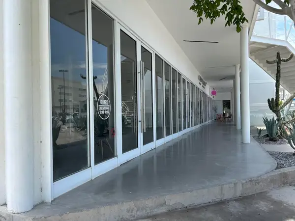 Local en renta en Navarro, Torreón — foto 2 de 3