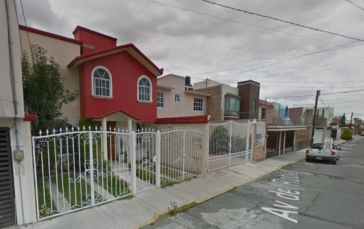 Casa en venta en Villas del Álamo, Mineral de la Reforma — foto 1 de 8