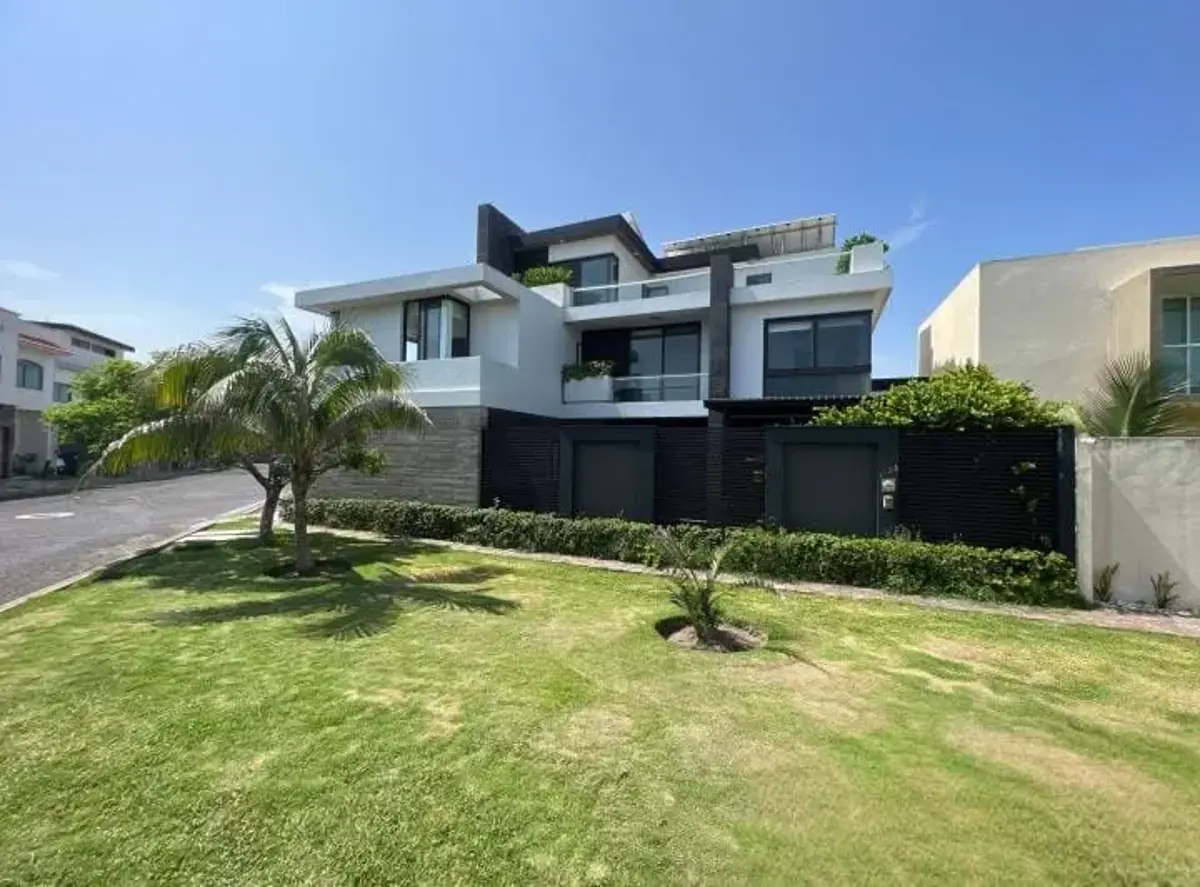 Casa en venta en Lomas del Sol, Alvarado — foto 1 de 14