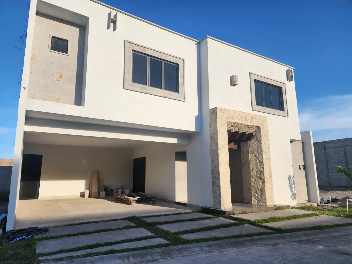 Casa en venta en Los Viñedos, Torreón — foto 1 de 37