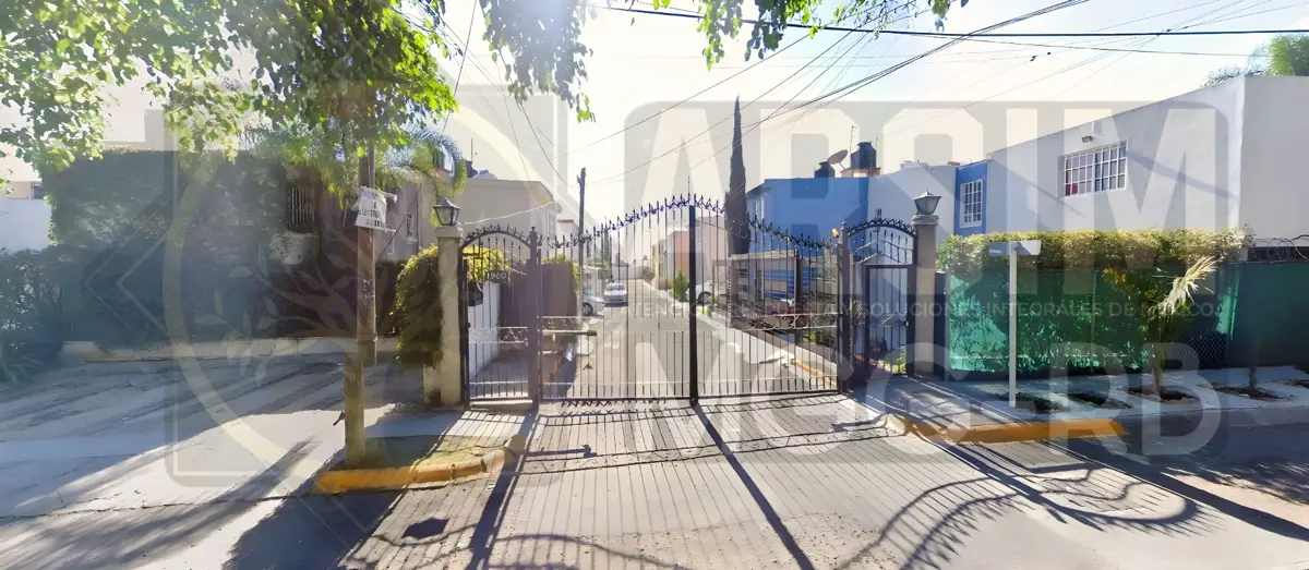 Casa en venta en Misión Del Bosque, Zapopan — foto 1 de 60