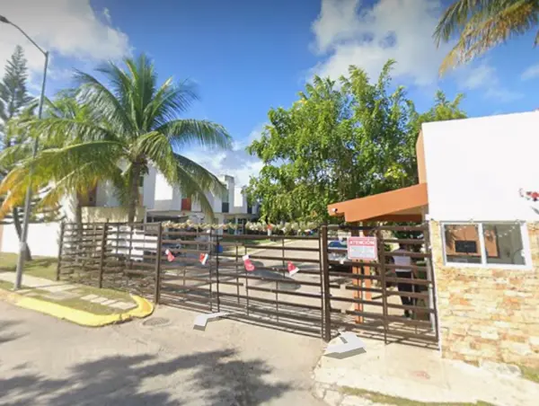 Casa en venta en Playa Azul, Playa del Carmen — foto 2 de 2