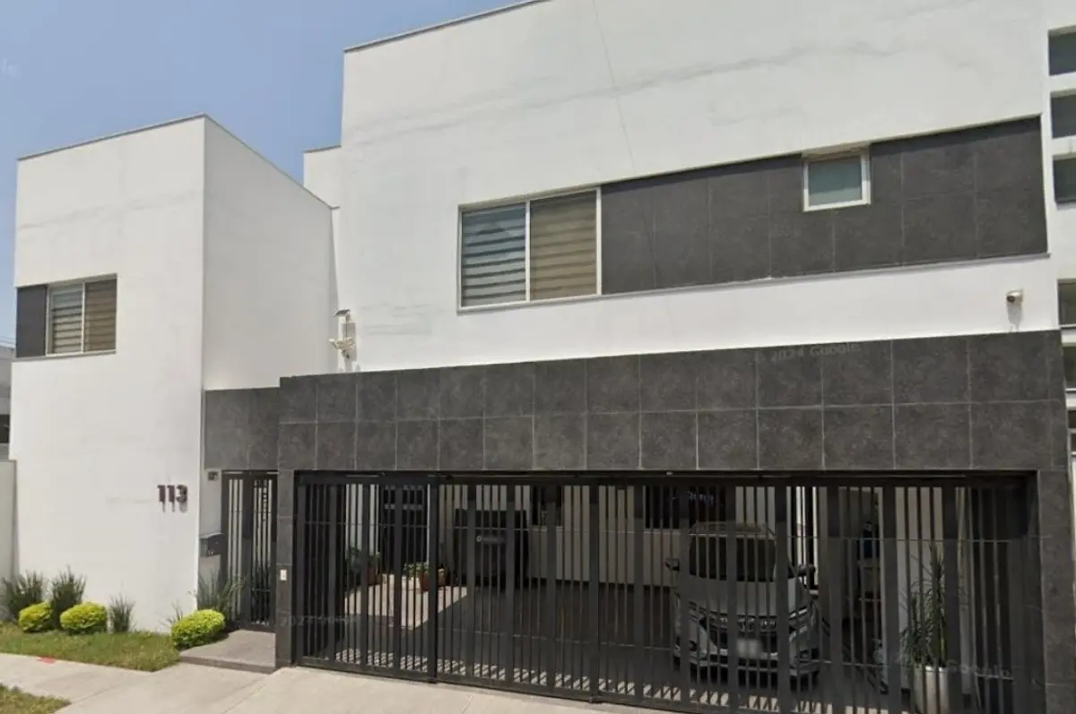 Casa en venta en Colinas de las Cumbres, Monterrey — foto 1 de 15