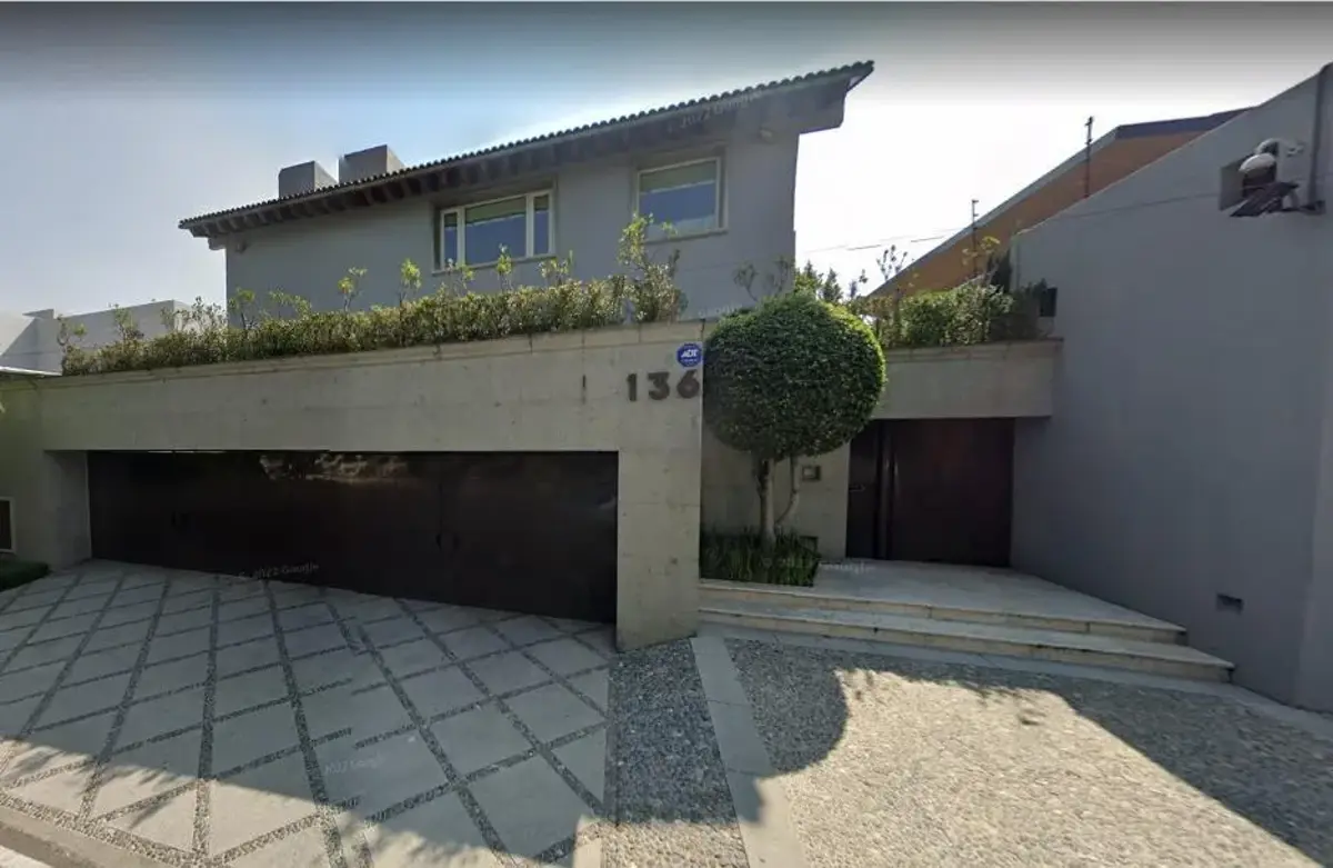 Casa en venta en Bosques de las Lomas, Cuajimalpa de Morelos — foto 1 de 7