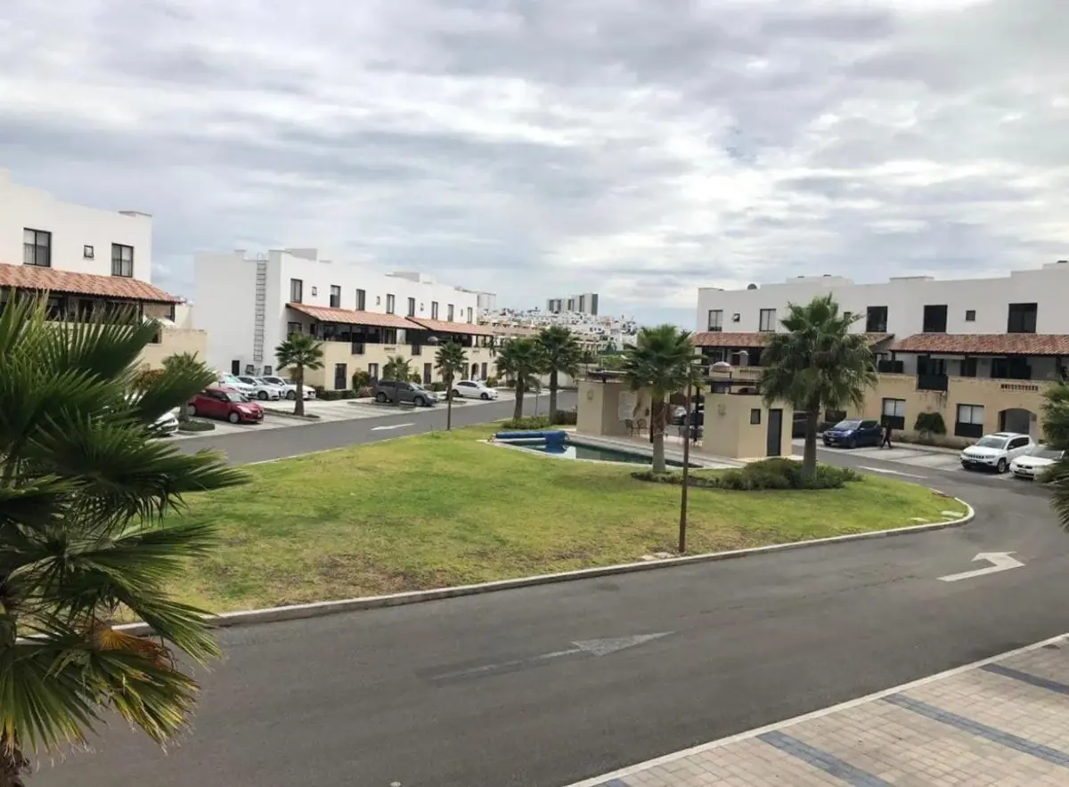 Casa en renta en Villas del Refugio, El Marqués — foto 1 de 16