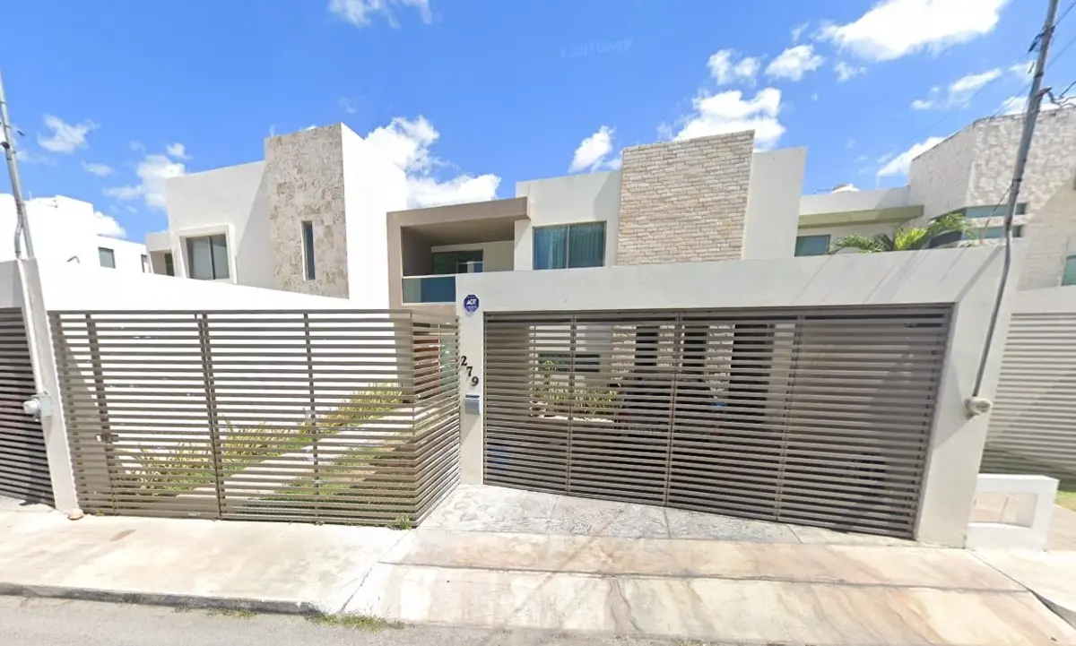 Casa en venta en Montebello, Mérida — foto 1 de 12