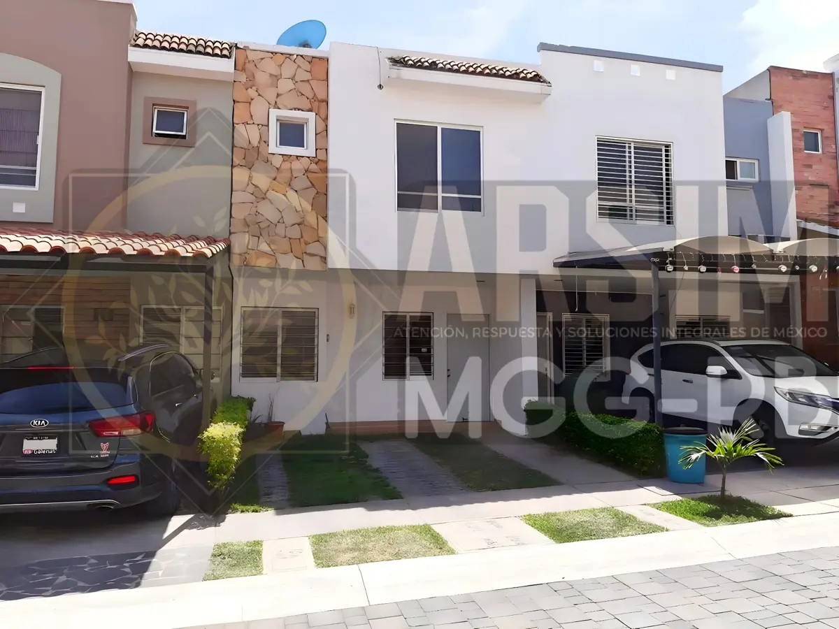 Casa en venta en Parques Del Centinela, Zapopan — foto 1 de 62