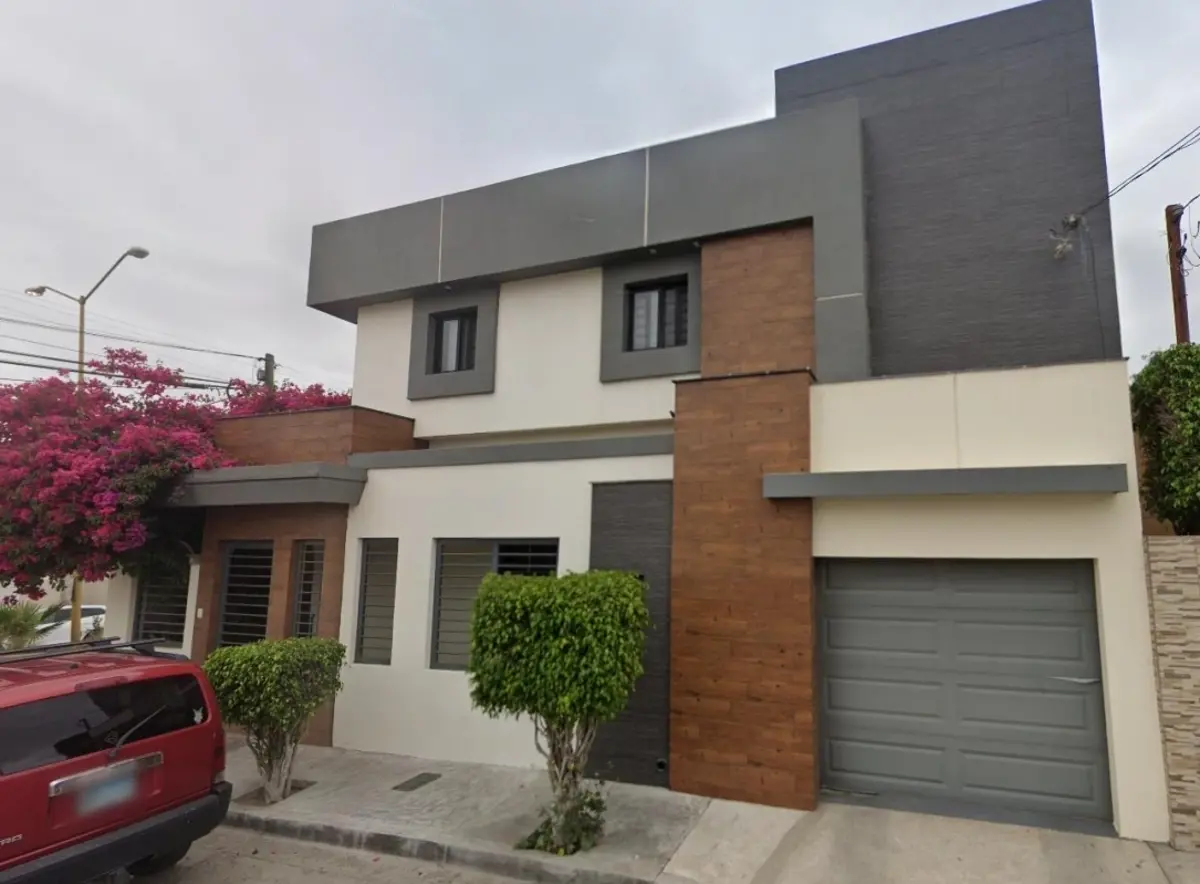 Casa en venta en Maestros Universitarios, Tijuana — foto 1 de 8
