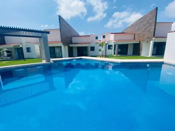 Casa en venta en Oaxtepec Centro, Yautepec — foto 2 de 9