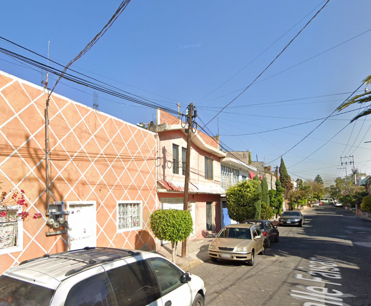 Casa en venta en Benito Juárez (La Aurora), Nezahualcóyotl — foto 1 de 13