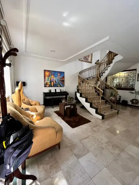 Casa en venta en Jardines del Bosque Norte, Guadalajara — foto 3 de 87
