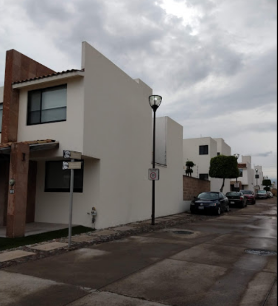 Casa en venta en Acuaco, Zaragoza — foto 2 de 9