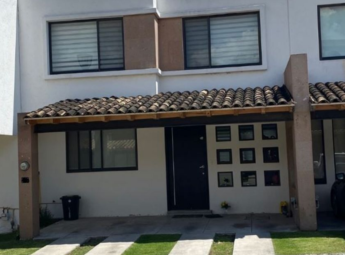 Casa en venta en Acuaco, Zaragoza — foto 1 de 9