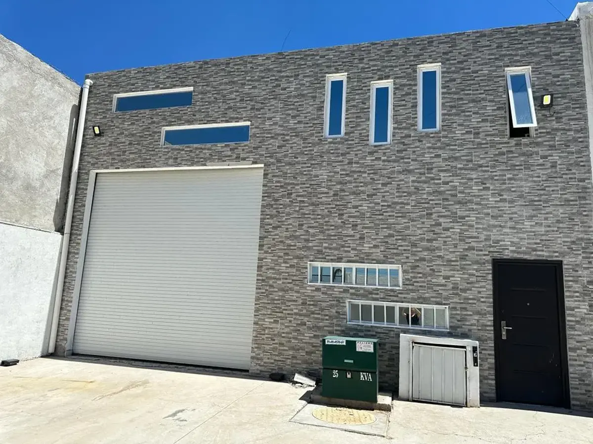 Bodega en venta en Los Olvera, Corregidora — foto 1 de 8
