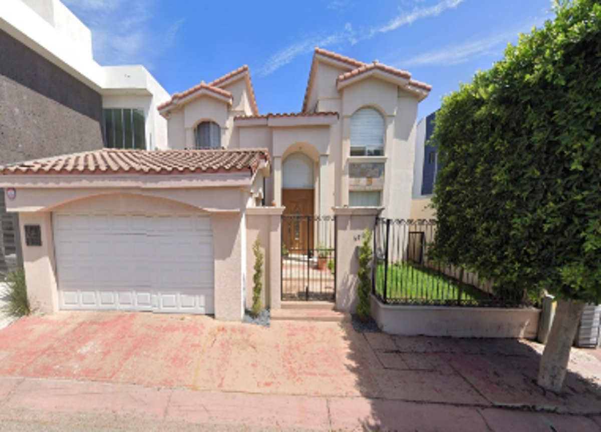Casa en venta en Jardines de Chapultepec S-E, Tijuana — foto 1 de 7