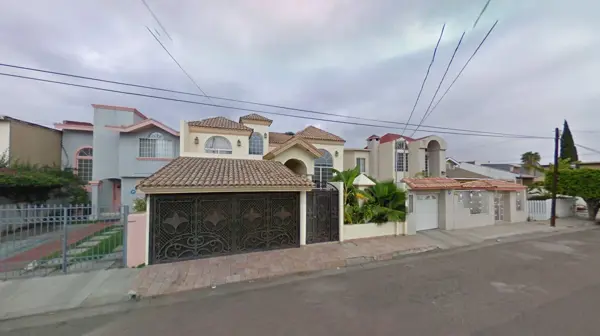Casa en venta en Otay Universidad, Tijuana — foto 2 de 12